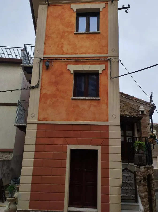 מלון באוני La Casa Delle Rondini 0*,