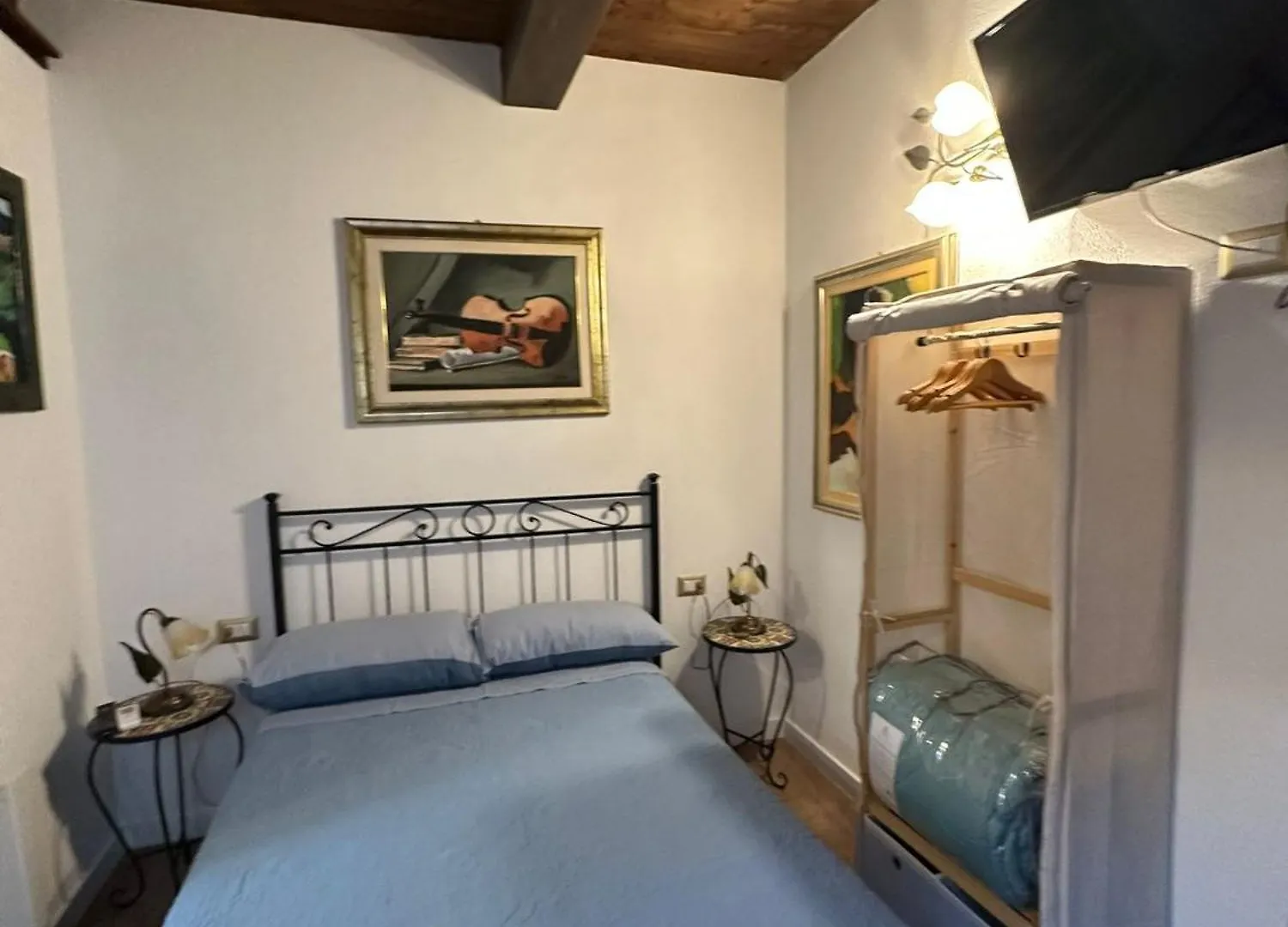 בית הארחה מלון באוני La Casa Delle Rondini